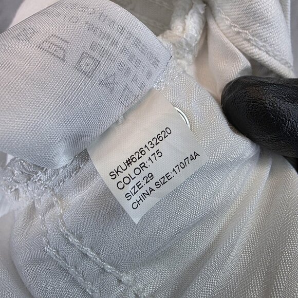 Abercrombie & Fitch Shorts Womens 29 White Denim Distressed Frayed Hem Cuffed - Picture 10 of 12